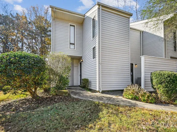 7922 Princess Ann Dr, Charlotte, NC 28212