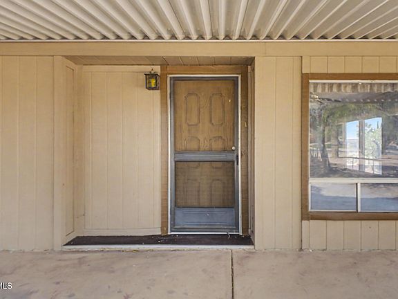 4th image of 3709 N FLORENCE Boulevard