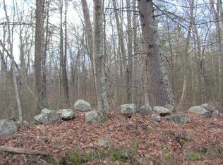 1 Quissett Rd, Mendon, MA 01756