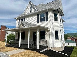 123 Fairview St, Avis, PA 17721