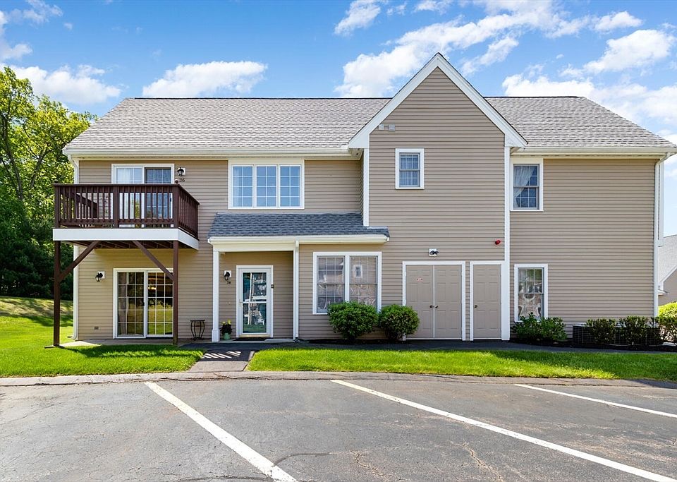 1st image of 34 Northridge Dr