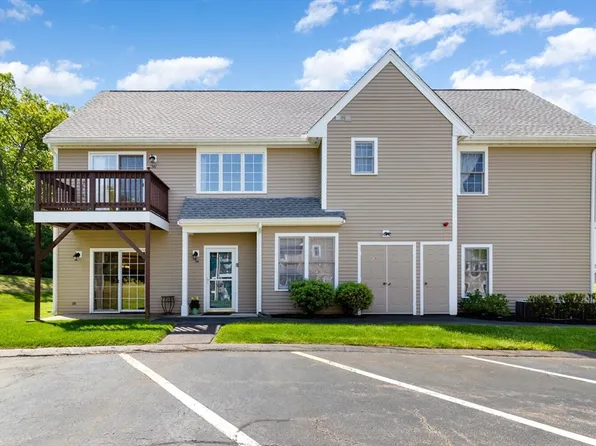 34 Northridge Dr, North Reading, MA 01864