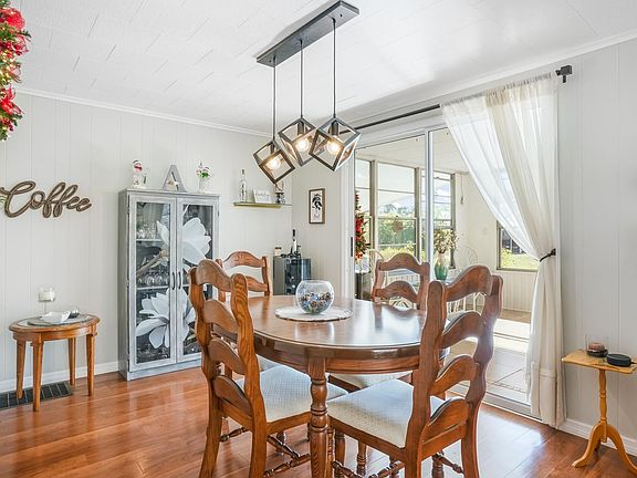 4th image of 3141 Teakwood Lane