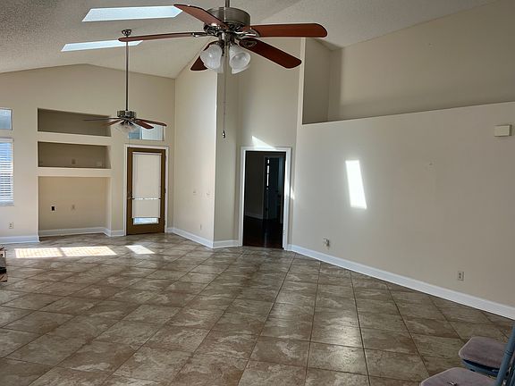 3rd image of 12852 Otter Lake Ct E