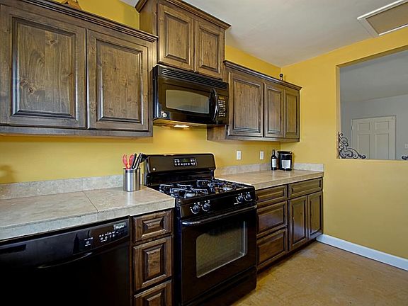 Kitchen 3