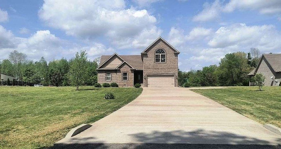 1st image of 1083 Randy Rd