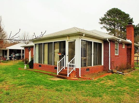 4th image of 7215 East Blvd