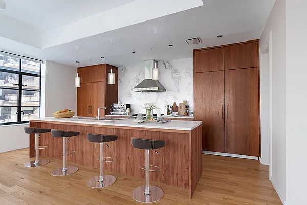 Rented by R New York | media 3