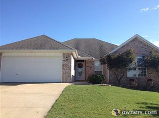 5205 S 62nd St, Rogers, AR 72758
