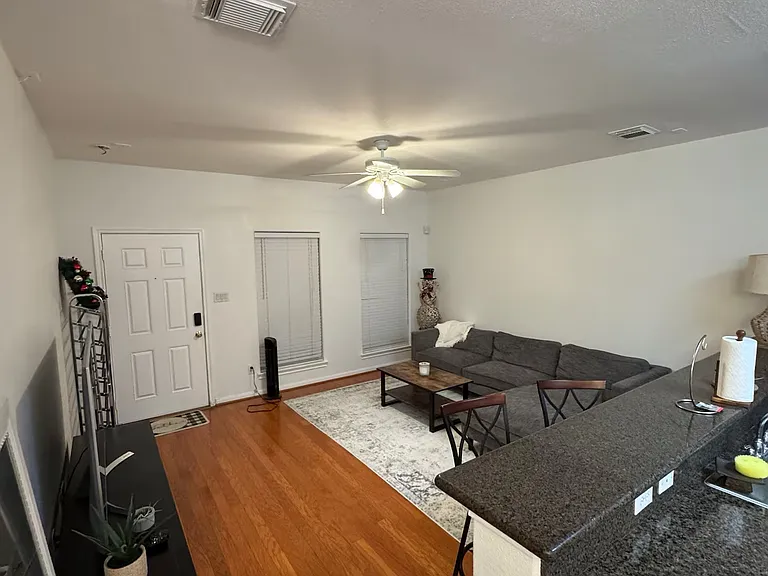 2232 Naomi St — Photo 11