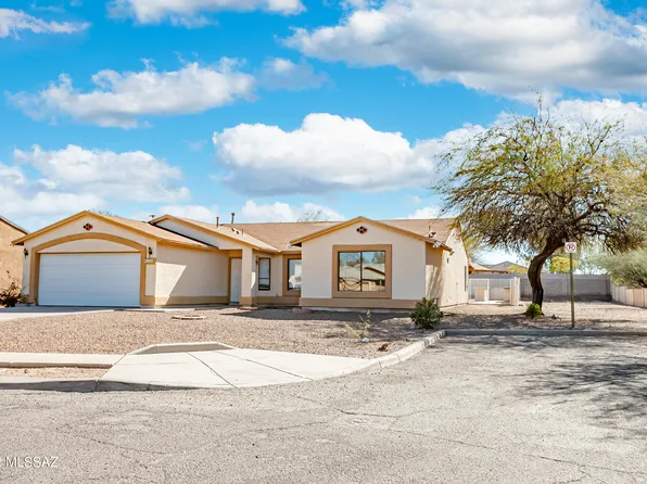 1585 W Bagpipe Dr, Tucson, AZ 85746