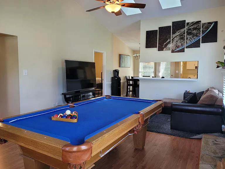 3233 D Cypress Park Rd — Photo 6