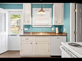 39 Cherry St #1, Plymouth, MA 02360