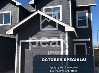 1614 Ash Crescent St, Fort Worth, TX 76104