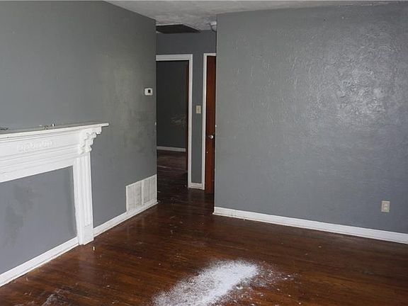 2nd image of 2430 14th Ave S