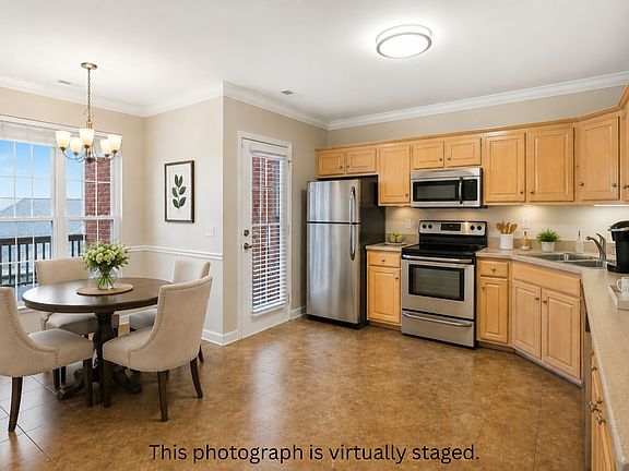 5th image of 1604 Brentwood Pointe