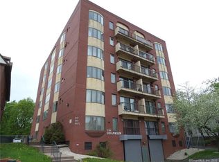 213 Franklin Ave #4, Hartford, CT 06114