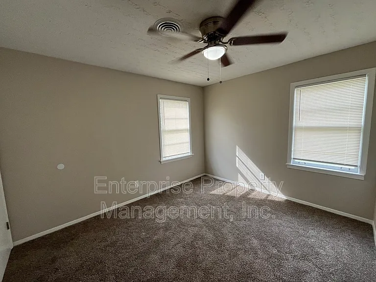 3736 Debby Dr — Photo 15