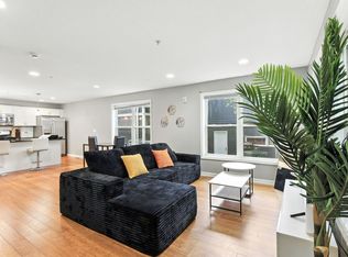 2424 Lyndale Ave S #ID1310908P, Minneapolis, MN 55405