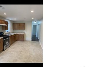 13831 S La Salle St APT 1, Riverdale, IL 60827