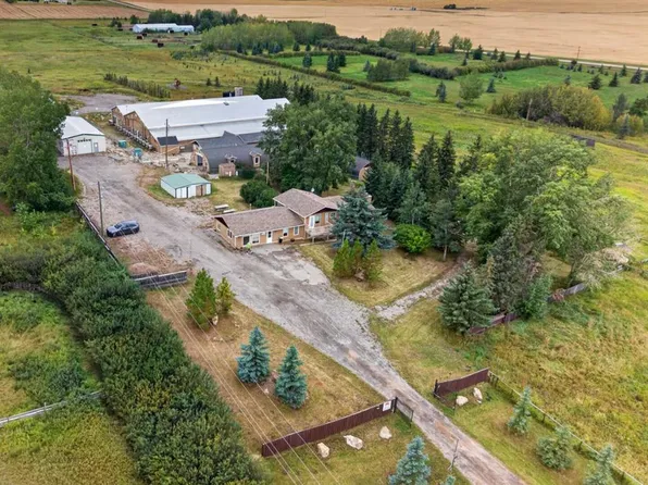 273209 E Range Road 20, Mountain View County, AB T4H 4H2