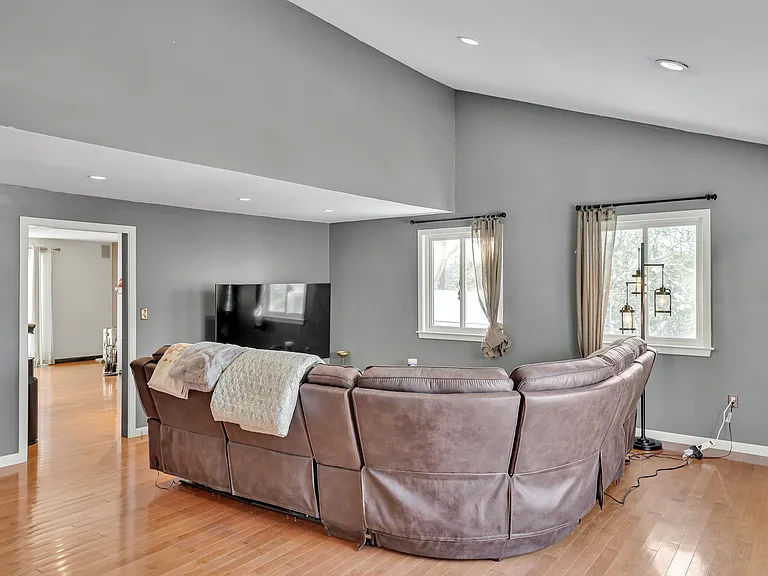 37 River Ridge Rd — Photo 11
