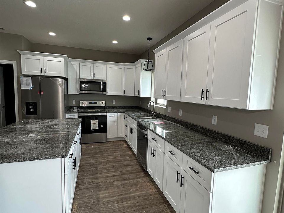 1st image of 5024 W Hillsboro Dr