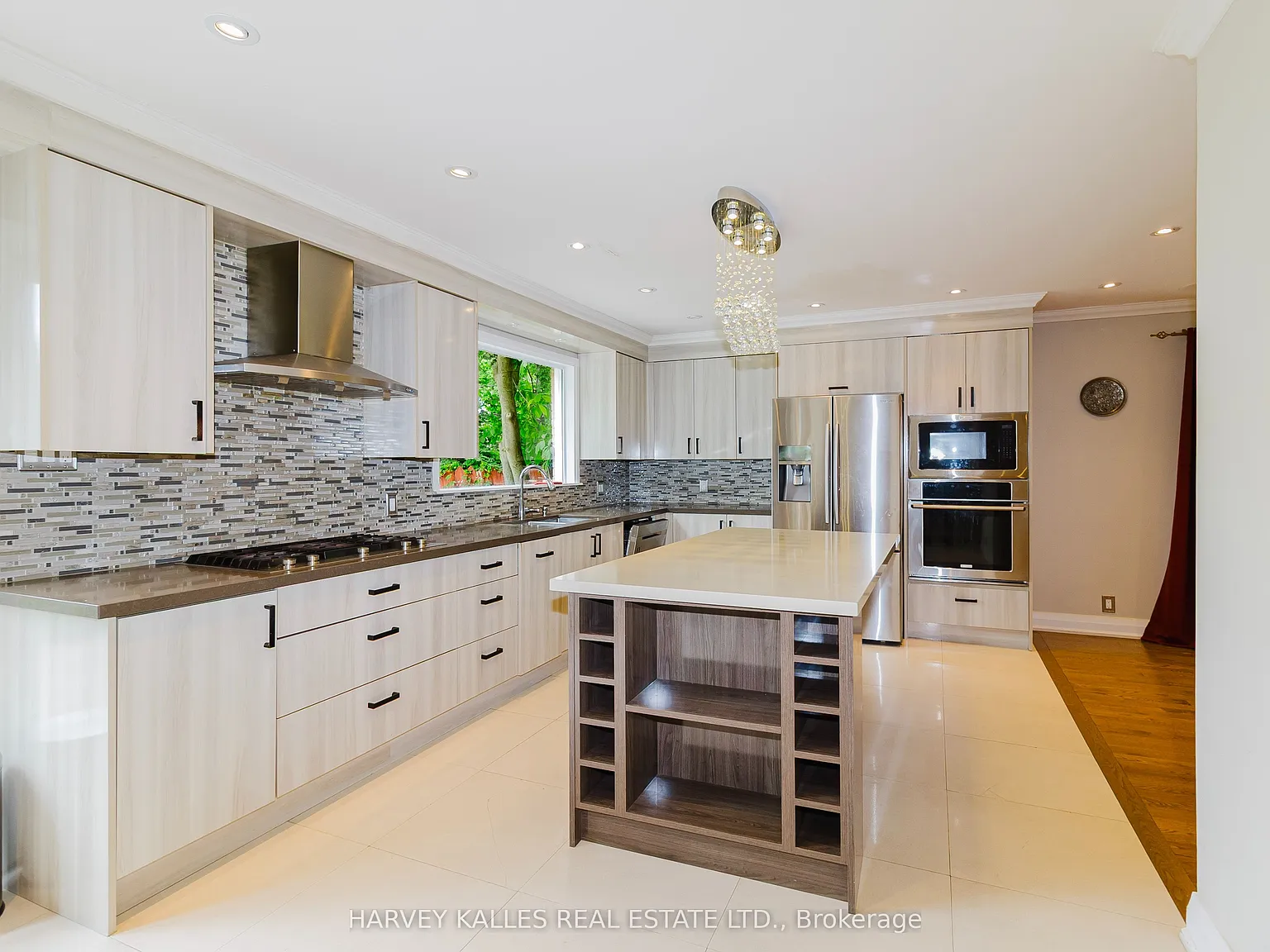 4 bed, $3,850 — Photo 3