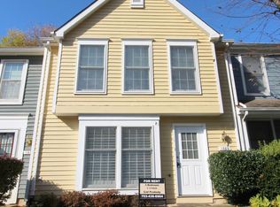 1529 Poplar Grove Dr, Reston, VA 20194