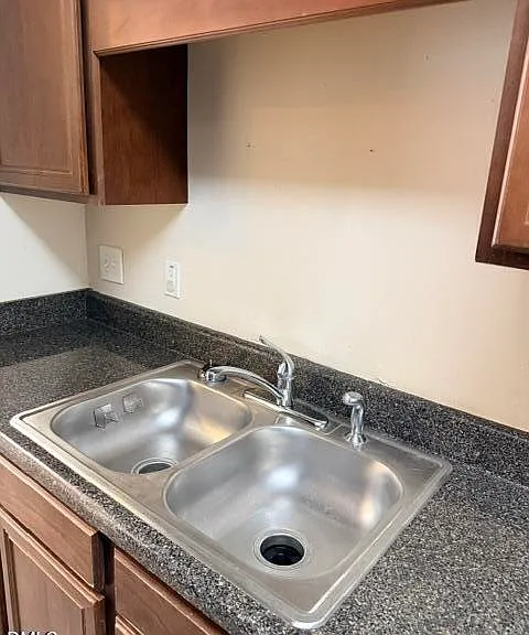 806 Carpenter Glenn Dr — Photo 17