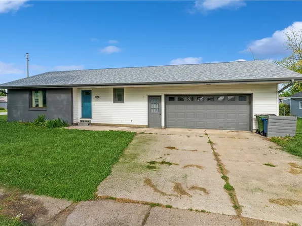 310 S Maple Ave, Woodward, IA 50276