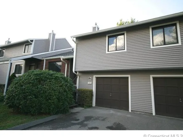 1508 Mill Pond Dr, South Windsor, CT 06074