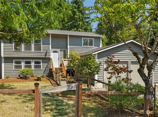 5814 NE 204th Pl, Kenmore, WA 98028