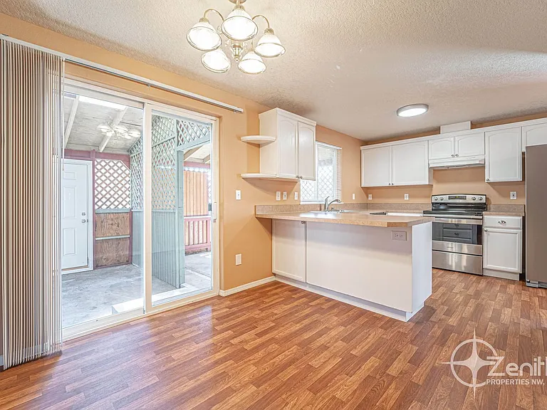 15501 NE 88th St — Photo 14