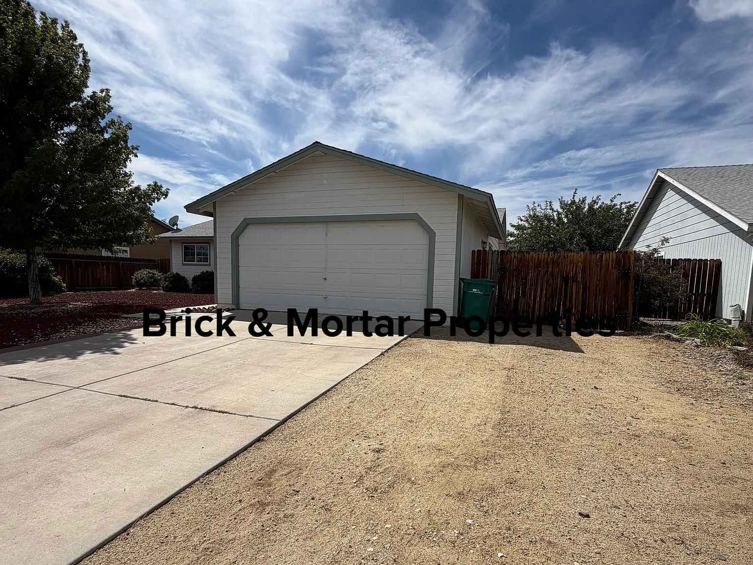 3 bed, 1344 sqft, $2,425 — Photo 3