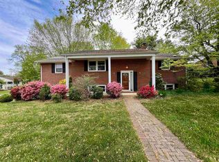 2324 Davis Rd, Waynesboro, VA 22980