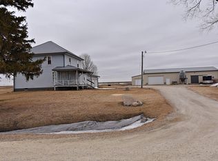 1528 Lawrence Ave, Independence, IA 50644