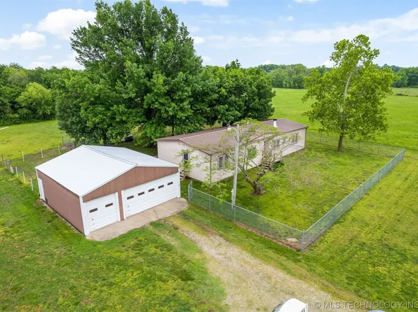 2350 N 180th Rd, Mounds, OK 74047