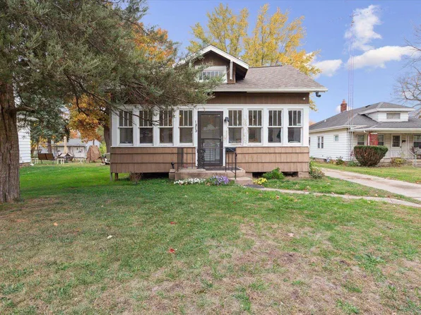 1829 Prairie Ave, South Bend, IN 46613