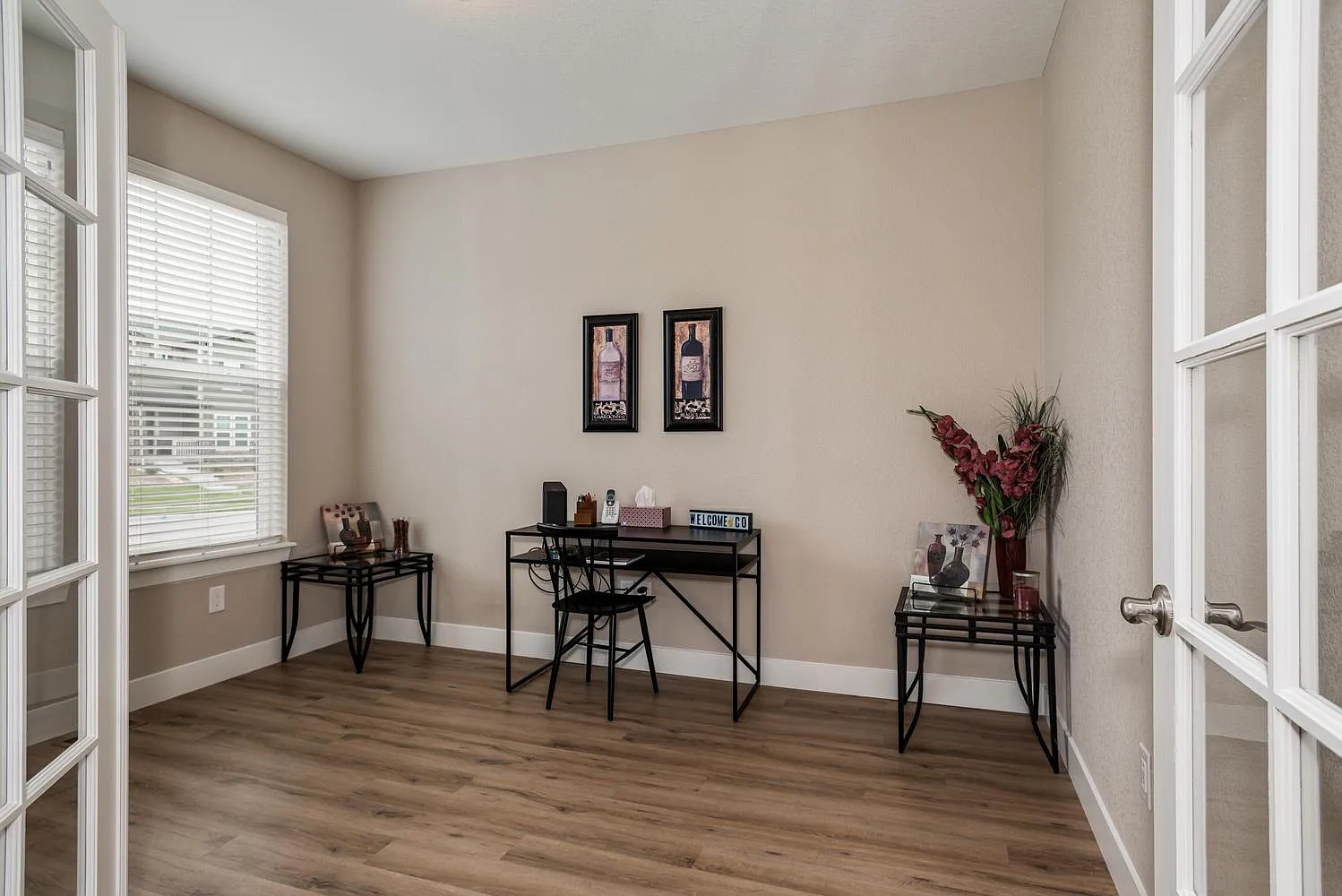 3 bed, 2761 sqft, $3,800 — Photo 3