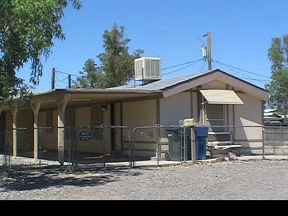2nd image of 355 Nevada Dr