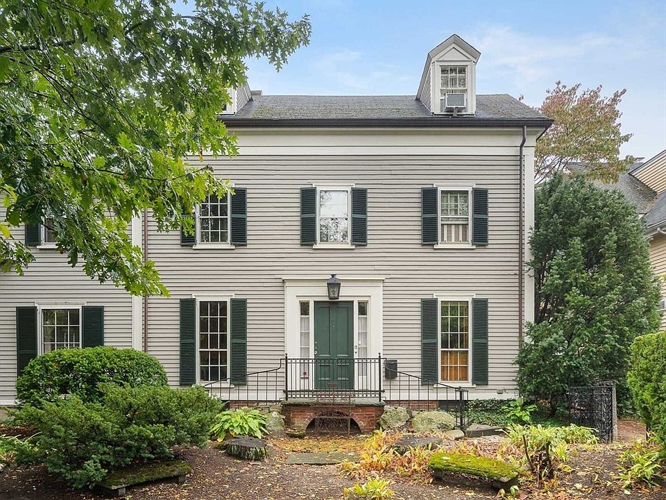 1st image of 12 Ash Street Pl