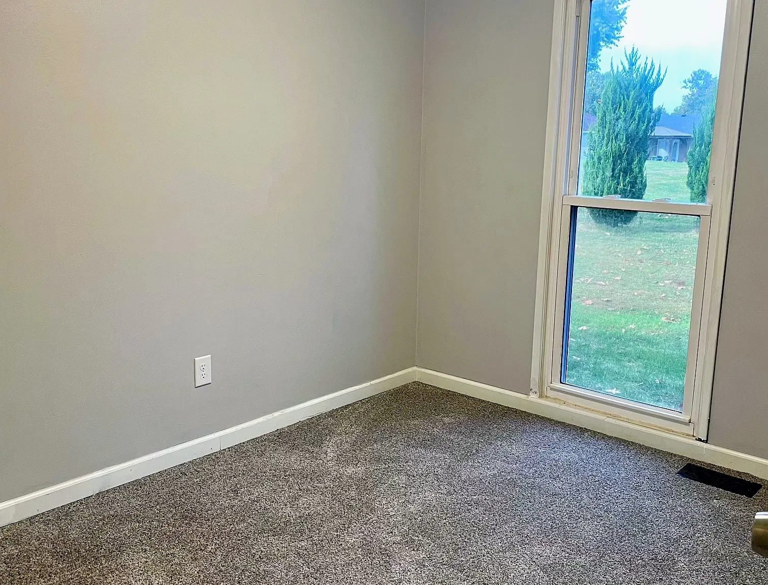 3 bed, 1.5 bath, 980 sqft, $1,850 — Photo 4