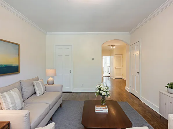 3920 W St NW, Washington, DC