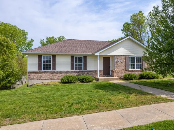 1305 Omaha Ct, Columbia, MO 65202