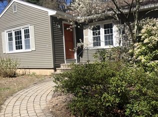 23 Wolcott Rd, Simsbury, CT 06070