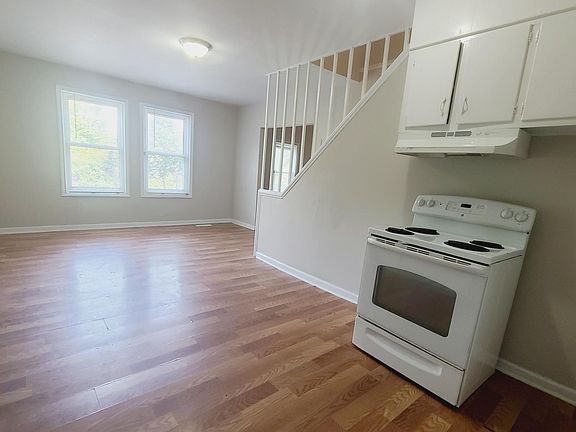 5th image of 2417 Sunset Ave