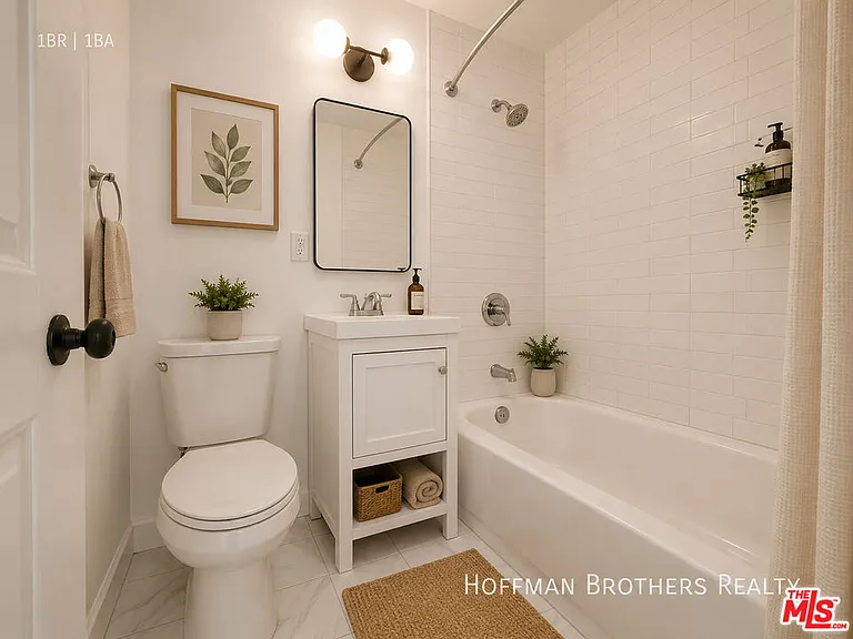 2630 Arvia St — Photo 3