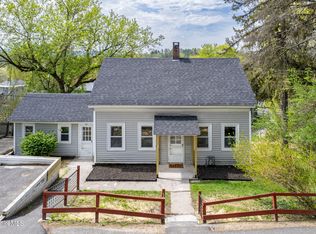 90 Maple St, Lee, MA 01238