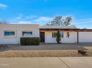 1985 S San Ray, Green Valley, AZ 85614